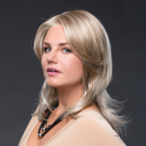 Die synthetische Perücke von Rokoko bietet eine schöne Erscheinung und die neueste Produktionstechnologie